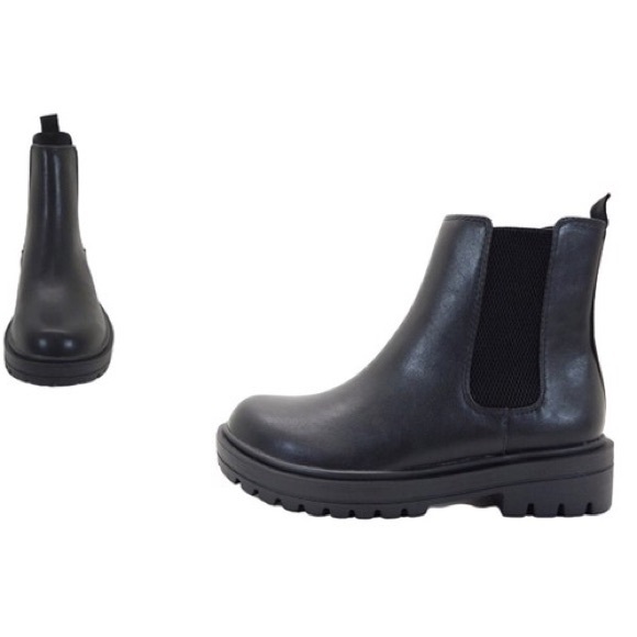 Soda Shoes - Soda Pilot Black Faux Leather Platform Lug Boot 7
